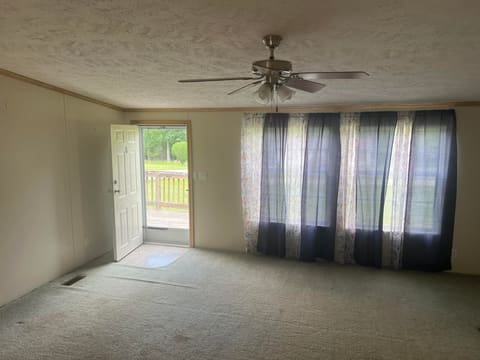 905 Division Road, Albany, KY 42602 — photo 2