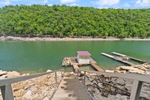 715 George Hardwick Drive, Bronston, KY 42518 — photo 3