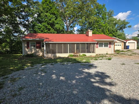 180 Beauchamp Boulevard, Somerset, KY 42503 — photo 2