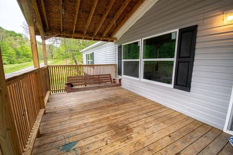 2504 Wallow Hole Road, Sandy Hook, KY 41171 — photo 5