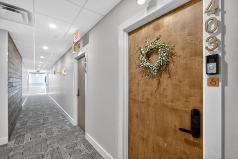 106 W Vine Street 403, Lexington, KY 40507 — photo 3