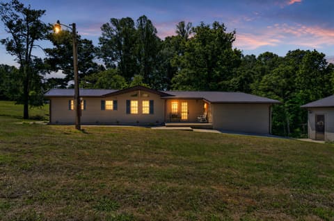 308 Dale Hollow Manor Road, Albany, KY 42602 — photo 2