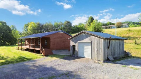 196 Cecil Smith Road, Hustonville, KY 40437 — photo 4