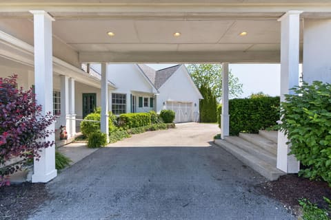 2027 Clintonville Road, Paris, KY 40361 — photo 3