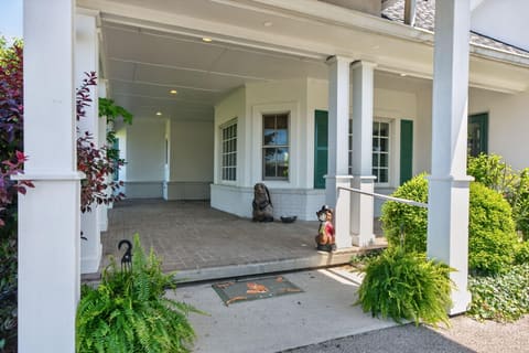 2027 Clintonville Road, Paris, KY 40361 — photo 5