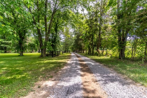 2915 College Hill Road, Waco, KY 40385 — photo 3