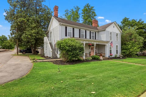 222 E Lexington Street, Harrodsburg, KY 40330 — photo 2