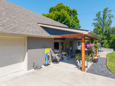 160 W Meadow Drive, Nancy, KY 42544 — photo 4