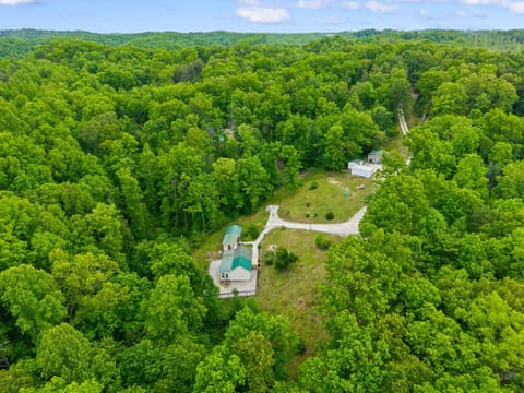 2585 Hazel Patch Road, East Bernstadt, KY 40729 — photo 5