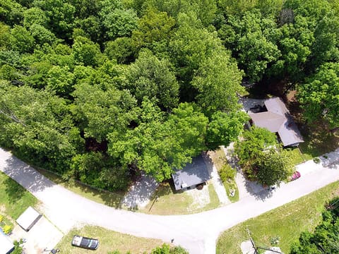 277 Camp Attrahunt Road, Monticello, KY 42633 — photo 2