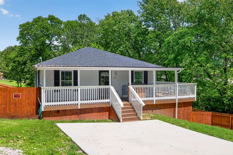 104 Vine Street, Sadieville, KY 40370 — photo 3
