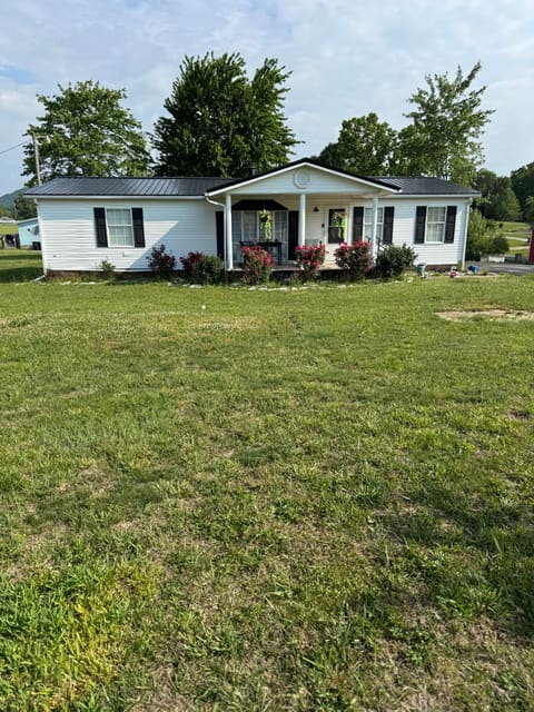 619 Matalines Way, Berea, KY 40403 — photo 3