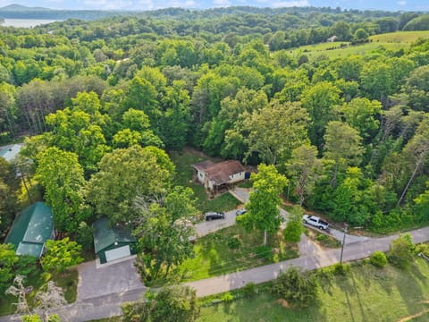 109 Everett Lane, Nancy, KY 42544 — photo 5