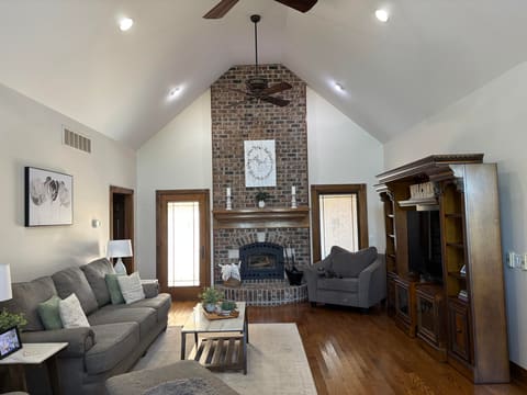4995 Kentucky 49, Liberty, KY 42539 — photo 4