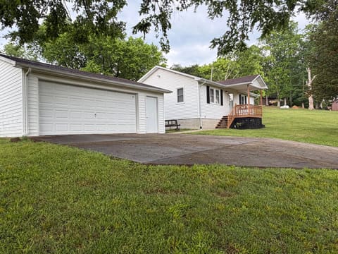 220 Webster Spradlin Road, Monticello, KY 42633 — photo 3