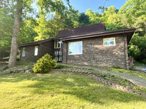 744 Woodland Hills, Harlan, KY 40831 — photo 4