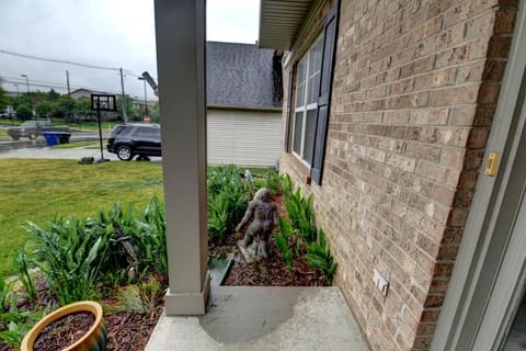 2820 Sandersville Road, Lexington, KY 40511 — photo 5