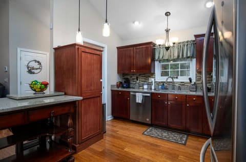 453 Gleneagles Way, Versailles, KY 40383 — photo 4