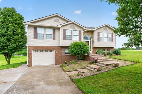 1084 Breezy Lane, Berea, KY 40403 — photo 3