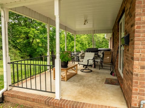 315 Lovelace Street, Albany, KY 42602 — photo 5