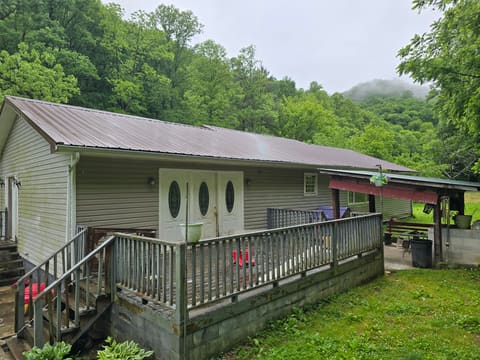 1698 Dry Creek Road, Topmost, KY 41862 — photo 4