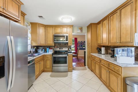 601 S Dogwood Drive, Berea, KY 40403 — photo 5