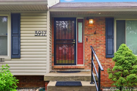 3917 Crosby Drive, Lexington, KY 40515 — photo 2