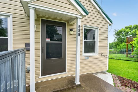 689 Fairview Court, Harrodsburg, KY 40330 — photo 2