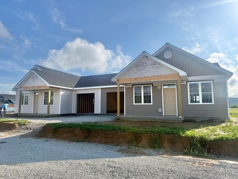 304 Bluegrass Way, Grayson, KY 41143 — photo 3