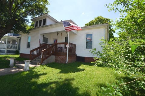 220 E OFFICE Street, Harrodsburg, KY 40330 — photo 3