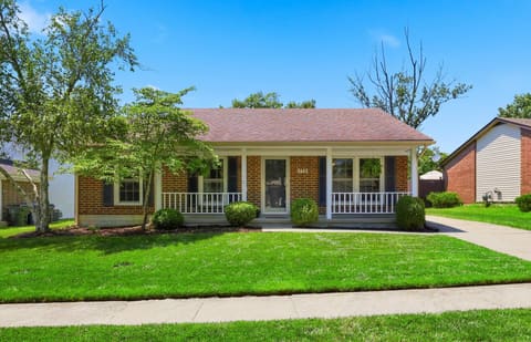 3465 COLONNADE Drive, Lexington, KY 40515 — photo 2
