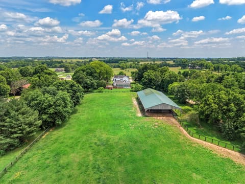 1253 Millersburg Road, Paris, KY 40361 — photo 2