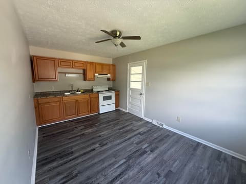 101 BALDWIN Street, Berea, KY 40403 — photo 3