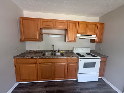 101 BALDWIN Street, Berea, KY 40403 — photo 5