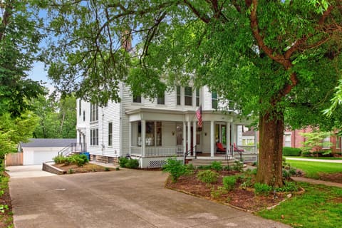 229 W LEXINGTON Avenue, Danville, KY 40422 — photo 3