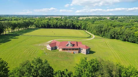1599 Woodlake Road, Midway, KY 40347 — photo 4