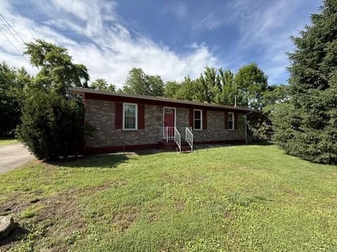 88 Plum Street, Stanton, KY 40380 — photo 2