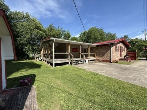 88 Plum Street, Stanton, KY 40380 — photo 5