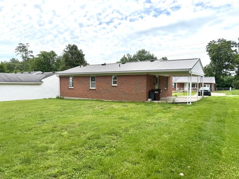 219 Gale Drive, Lancaster, KY 40444 — photo 3