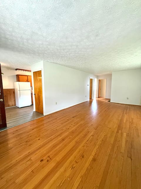219 Gale Drive, Lancaster, KY 40444 — photo 4