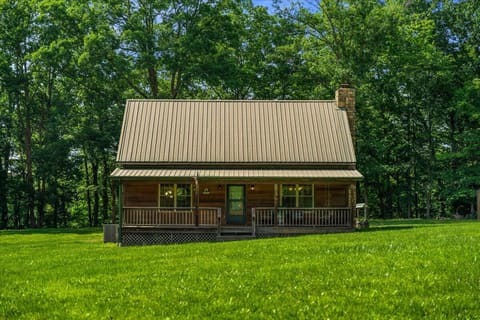 2065 Cobhill Road, Irvine, KY 40336 — photo 2