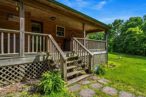 2065 Cobhill Road, Irvine, KY 40336 — photo 5