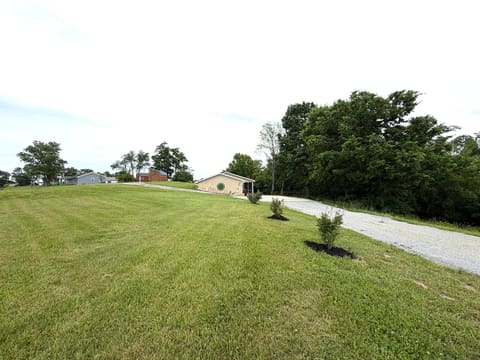 743 Keenon Road, Harrodsburg, KY 40330 — photo 2