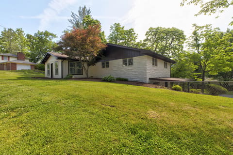 609 Crestview Lane, Morehead, KY 40351 — photo 3