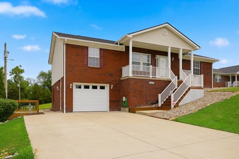 1220 Kenzie Court, Berea, KY 40403 — photo 2