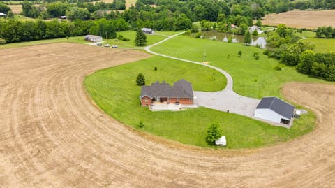 176 Wetland Drive, Jamestown, KY 42629 — photo 5