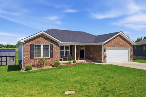 267 Brook Cove, Berea, KY 40403 — photo 2