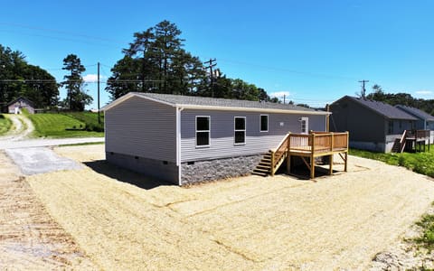 110 W Cedar Grove Road, Irvine, KY 40336 — photo 2