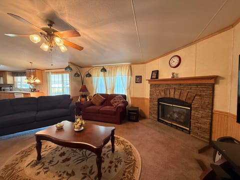 524 Parks Ridge Road, Russell Springs, KY 42642 — photo 3