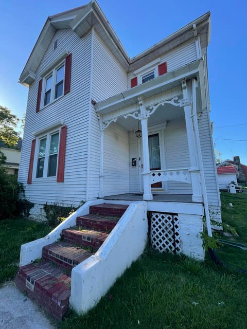 302 Danville Street, Lancaster, KY 40444 — photo 2